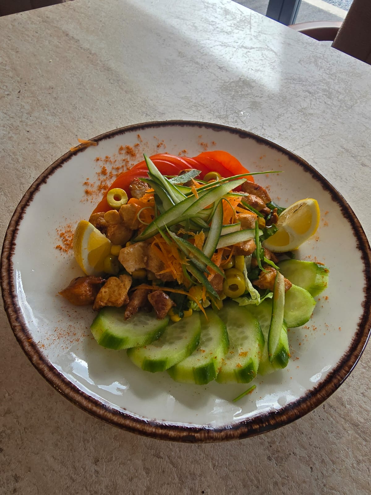 Tavuklu Salata
