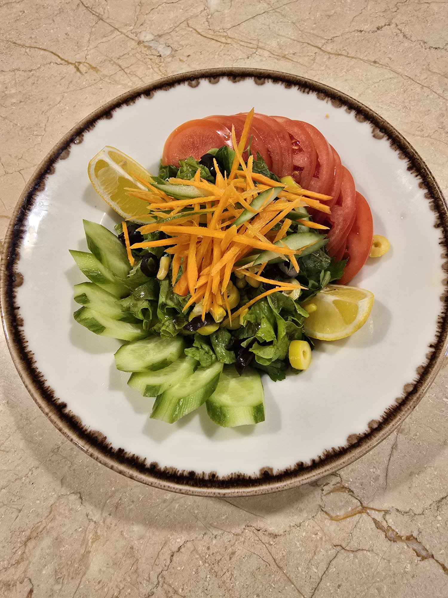 Mevsim Salata