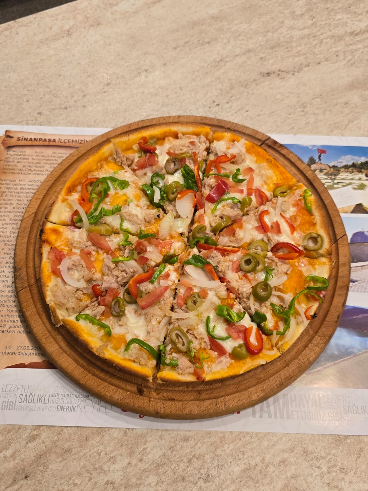 Ton Balıklı Pizza