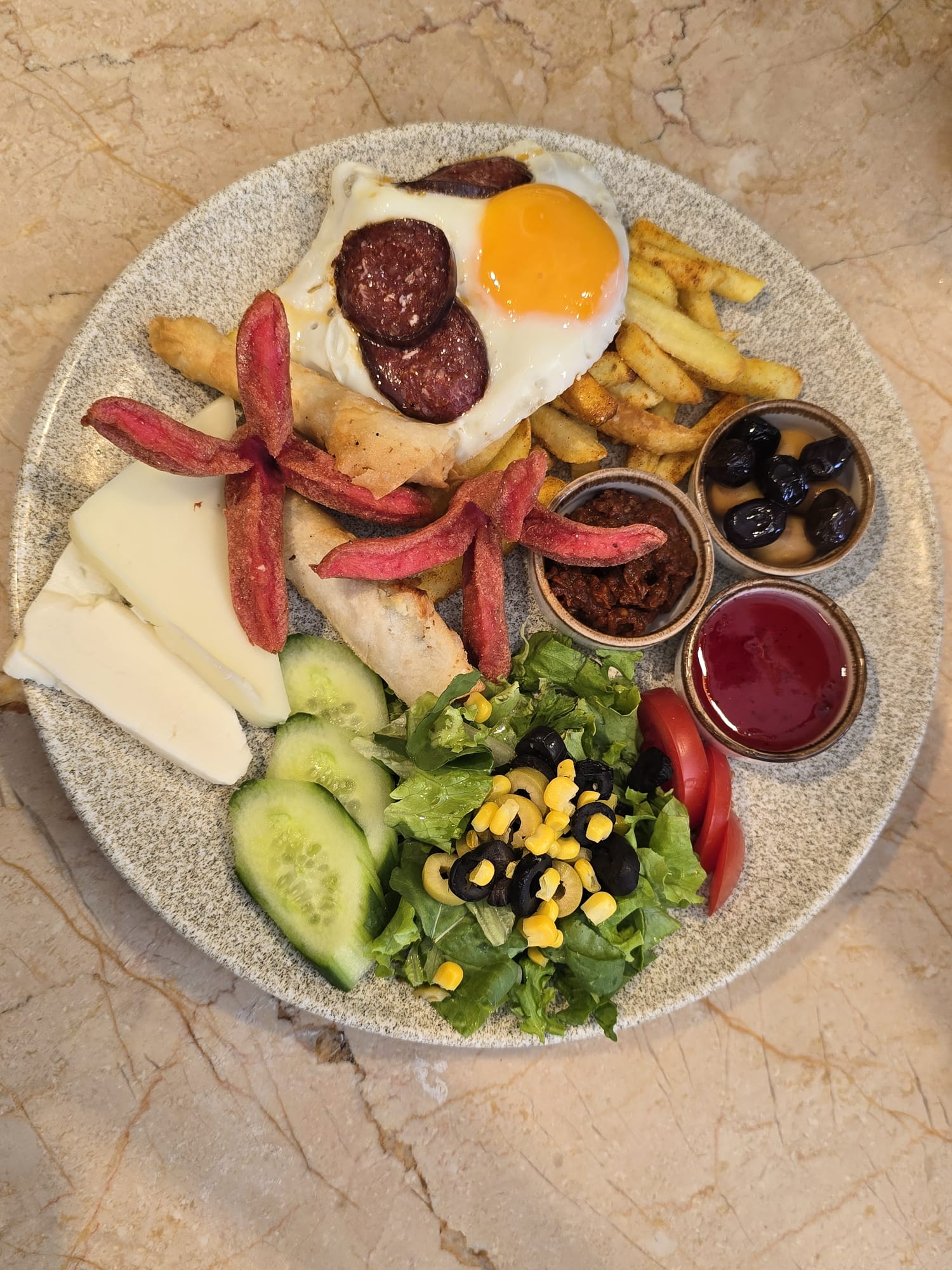 Klasik kahvaltı