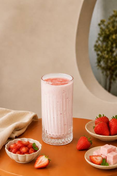 Çilekli Smoothie
