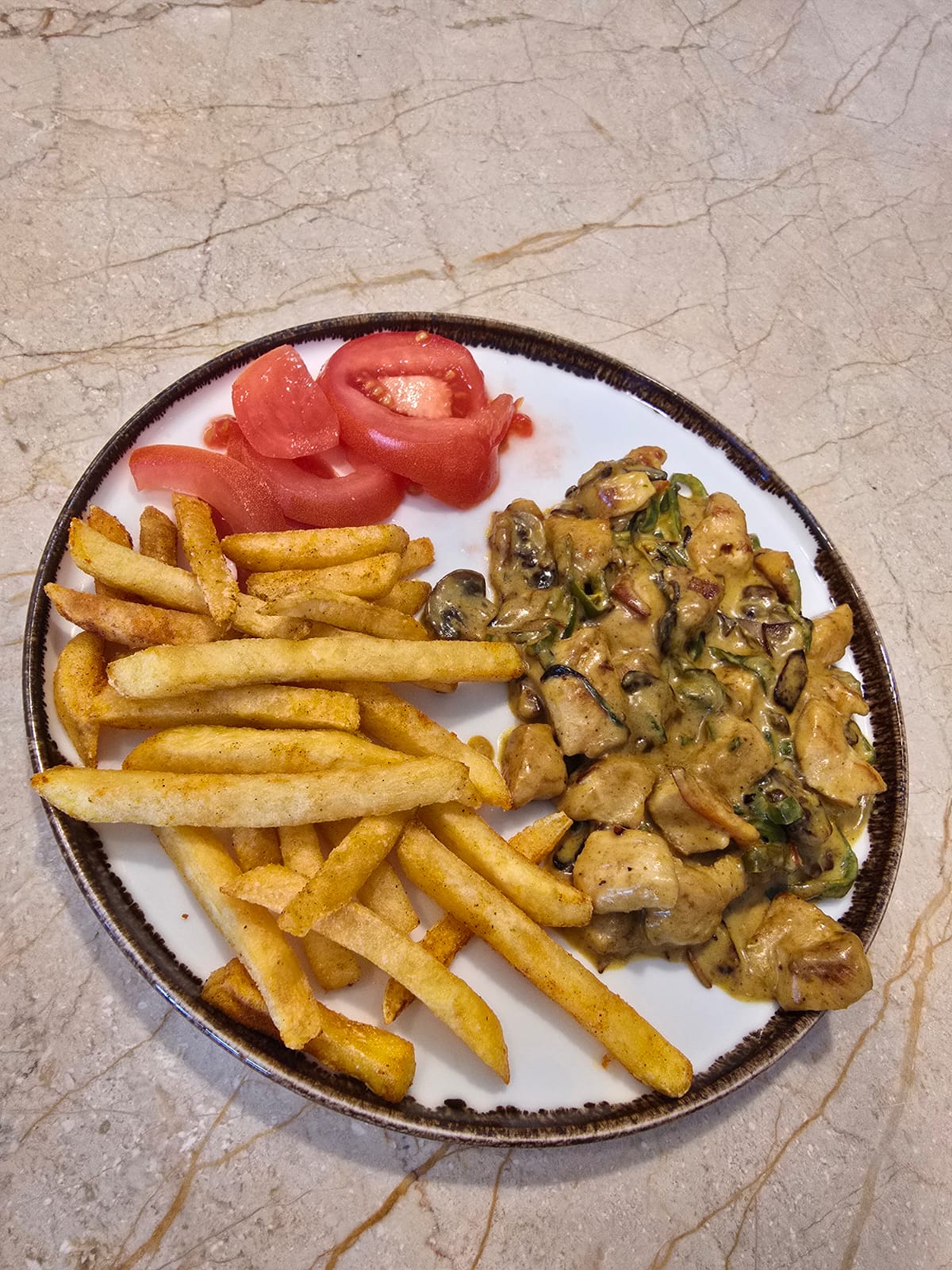 Fesleğen Soslu Tavuk